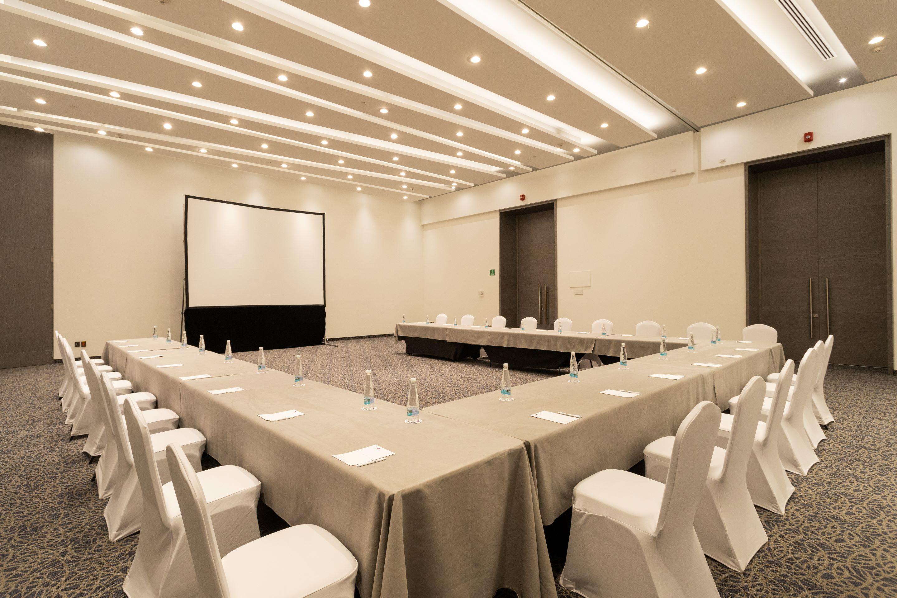 Camino Real Fashion Drive Monterrey Hotel San Pedro Garza Garcia Exterior photo Meeting room