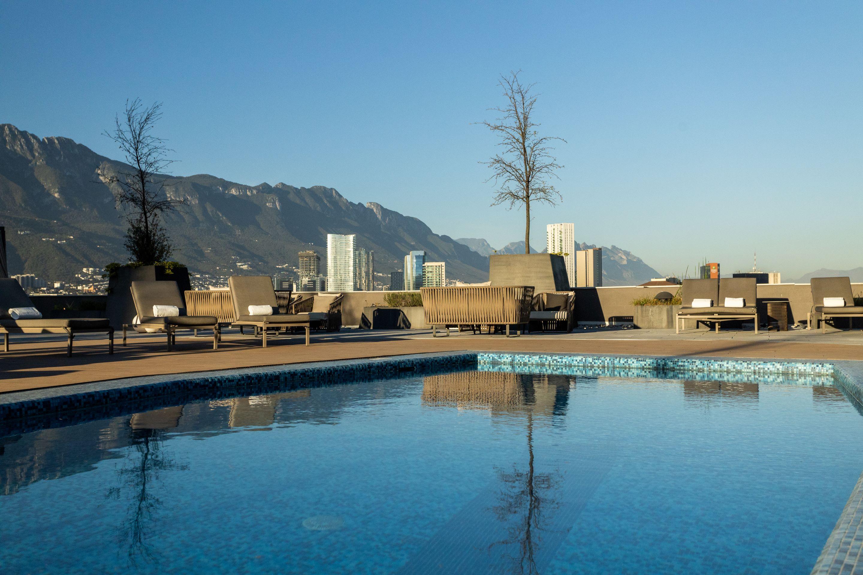 Camino Real Fashion Drive Monterrey Hotel San Pedro Garza Garcia Exterior photo View of the city from the hotel